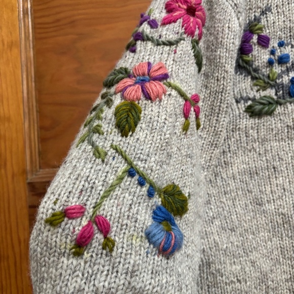 LOST HORIZON WOMEN'S WOOL HARTLEY SWEATER/COAT - Picture 4 of 10